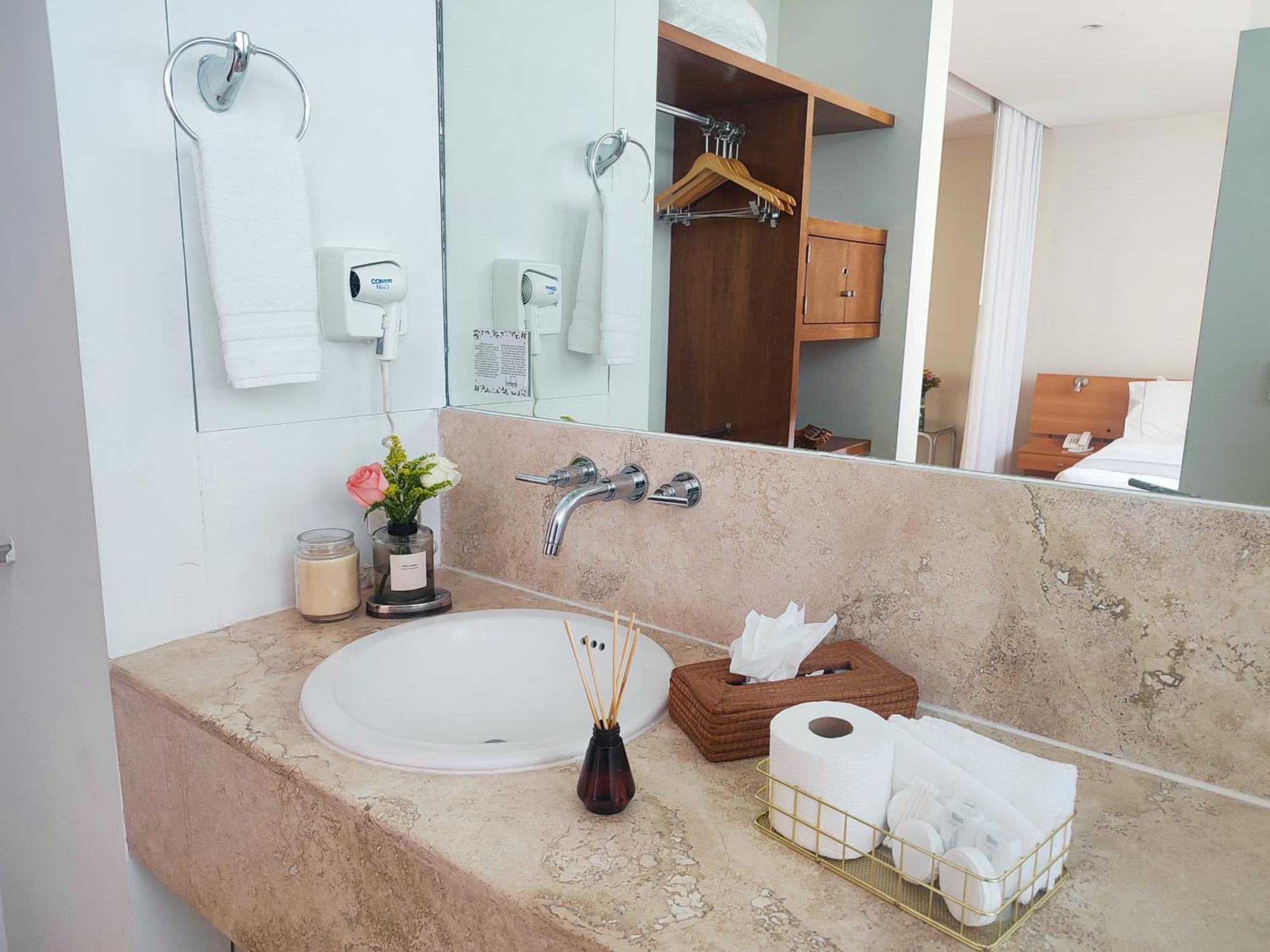 Lombardo Suites 멕시코 시 외부 사진